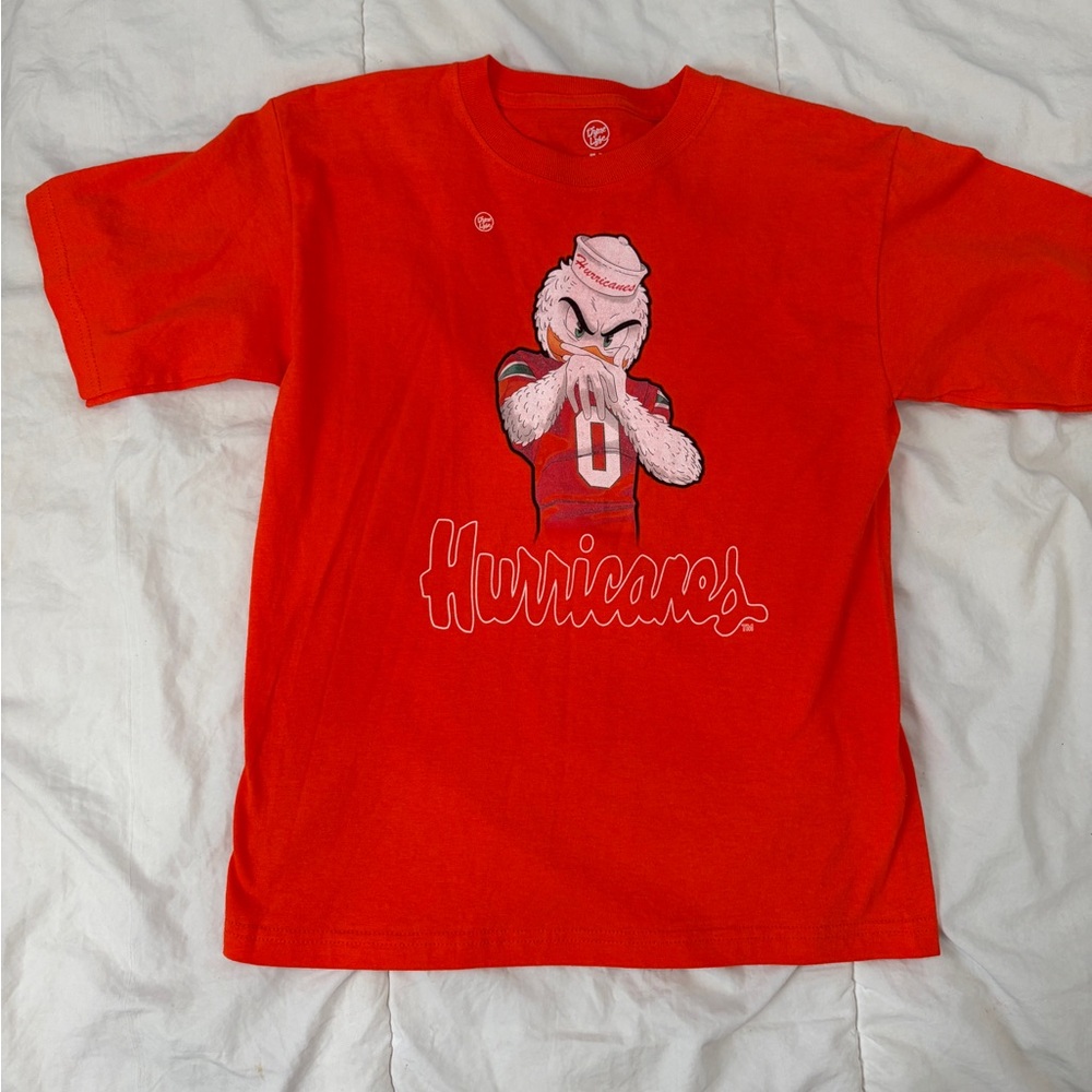 DIME LIFE | Univ of Miami Sebastian tshirt size medium kids